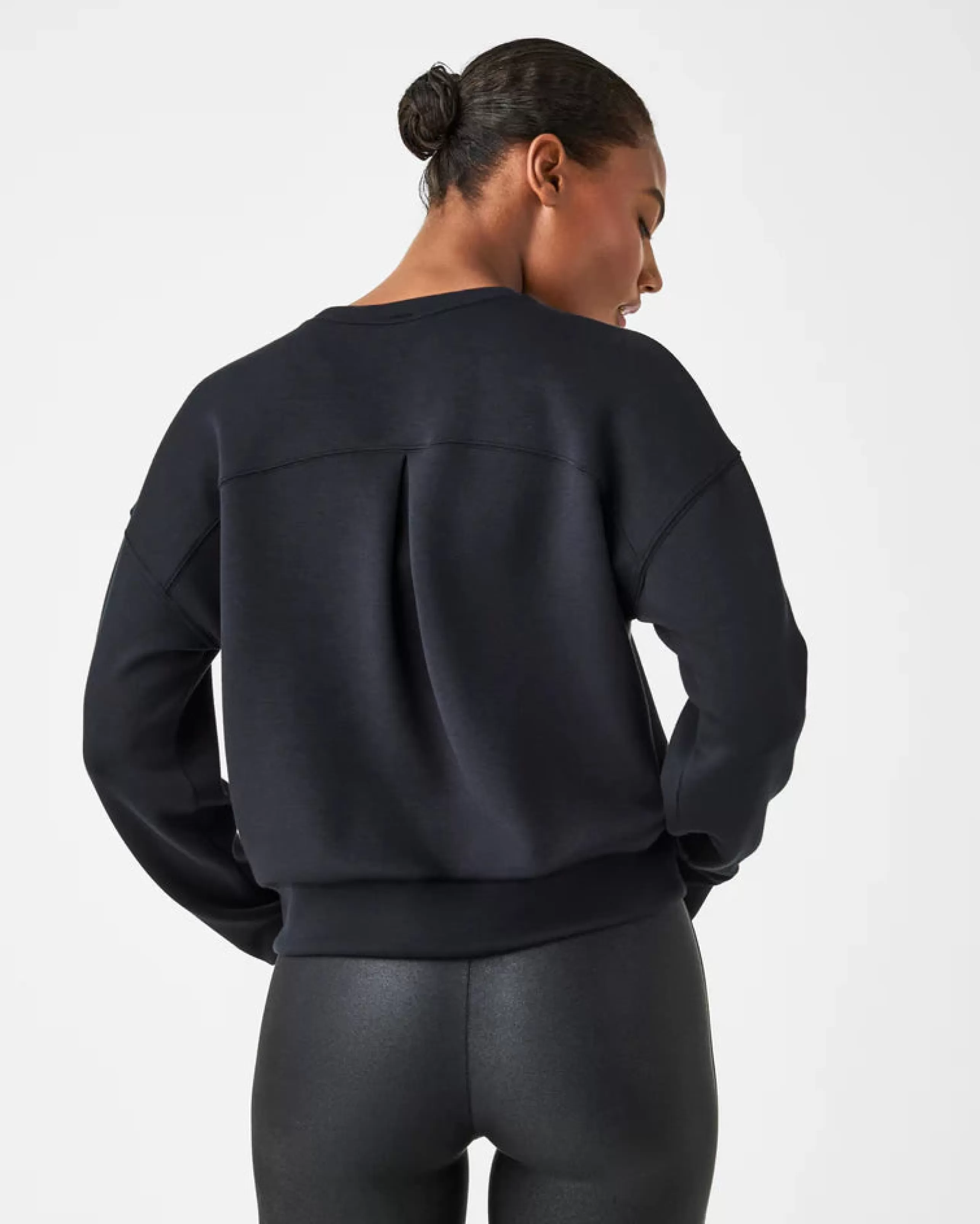 SPANX Athelisure^Airessentials Crew Pullover In Very Black