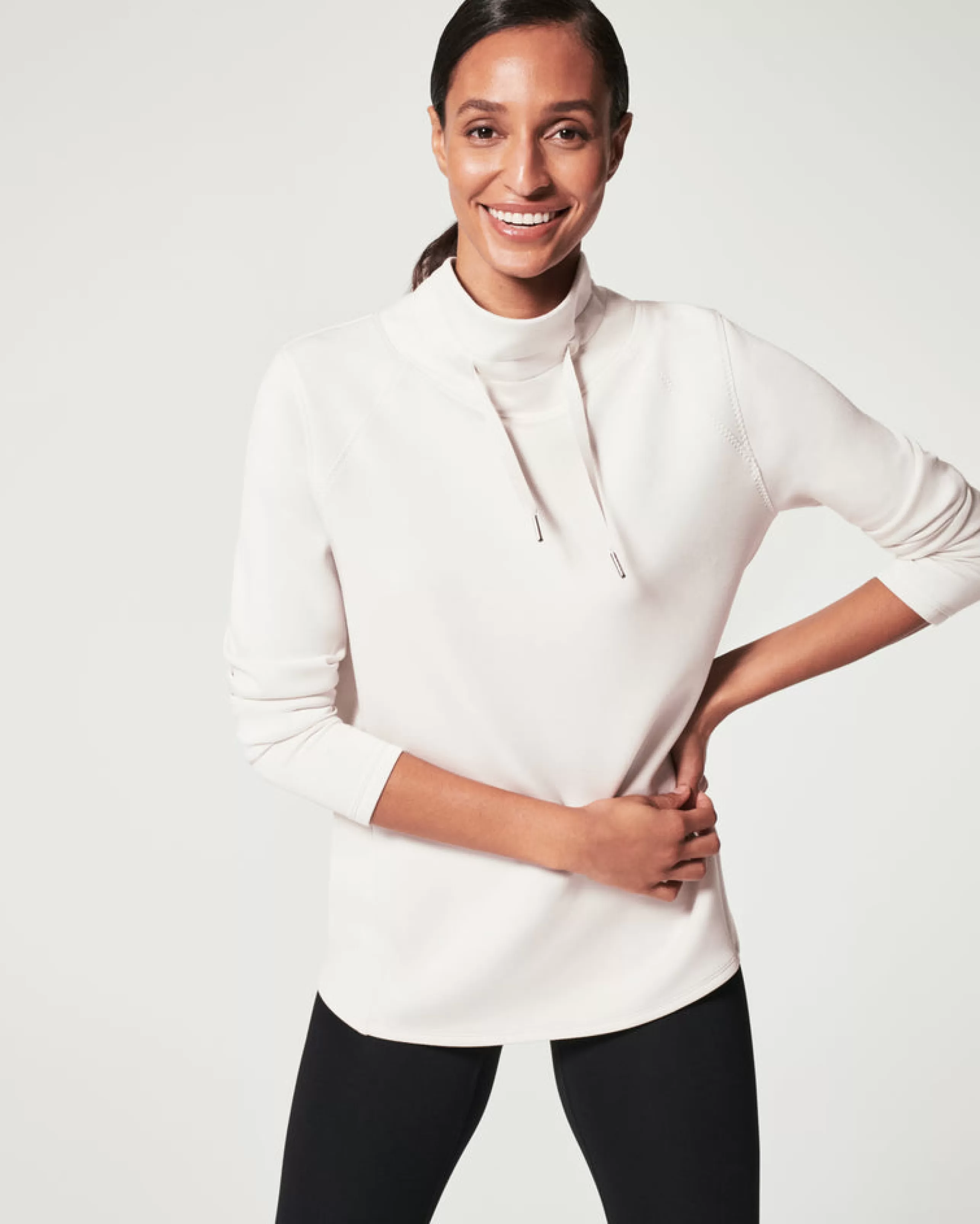 SPANX Athelisure^Airessentials 'Got-Ya-Covered' Pullover Top In White Cloud