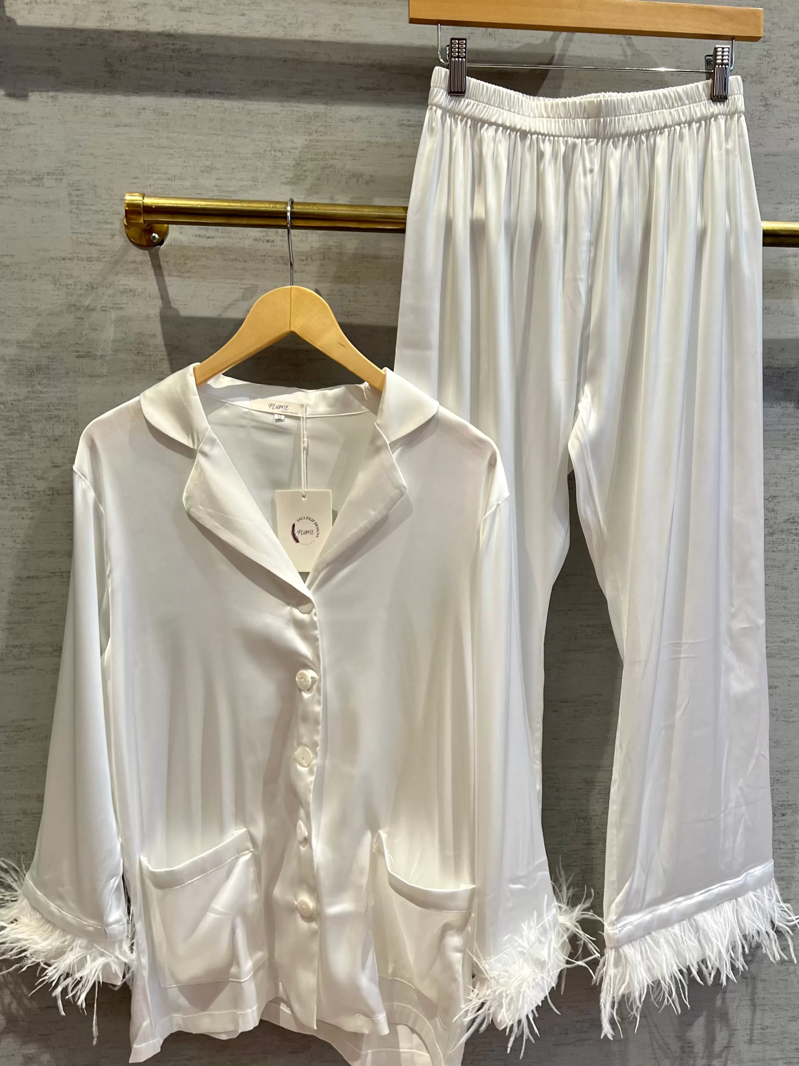 Plume Loungewear^Feather Satin Pajamas In White