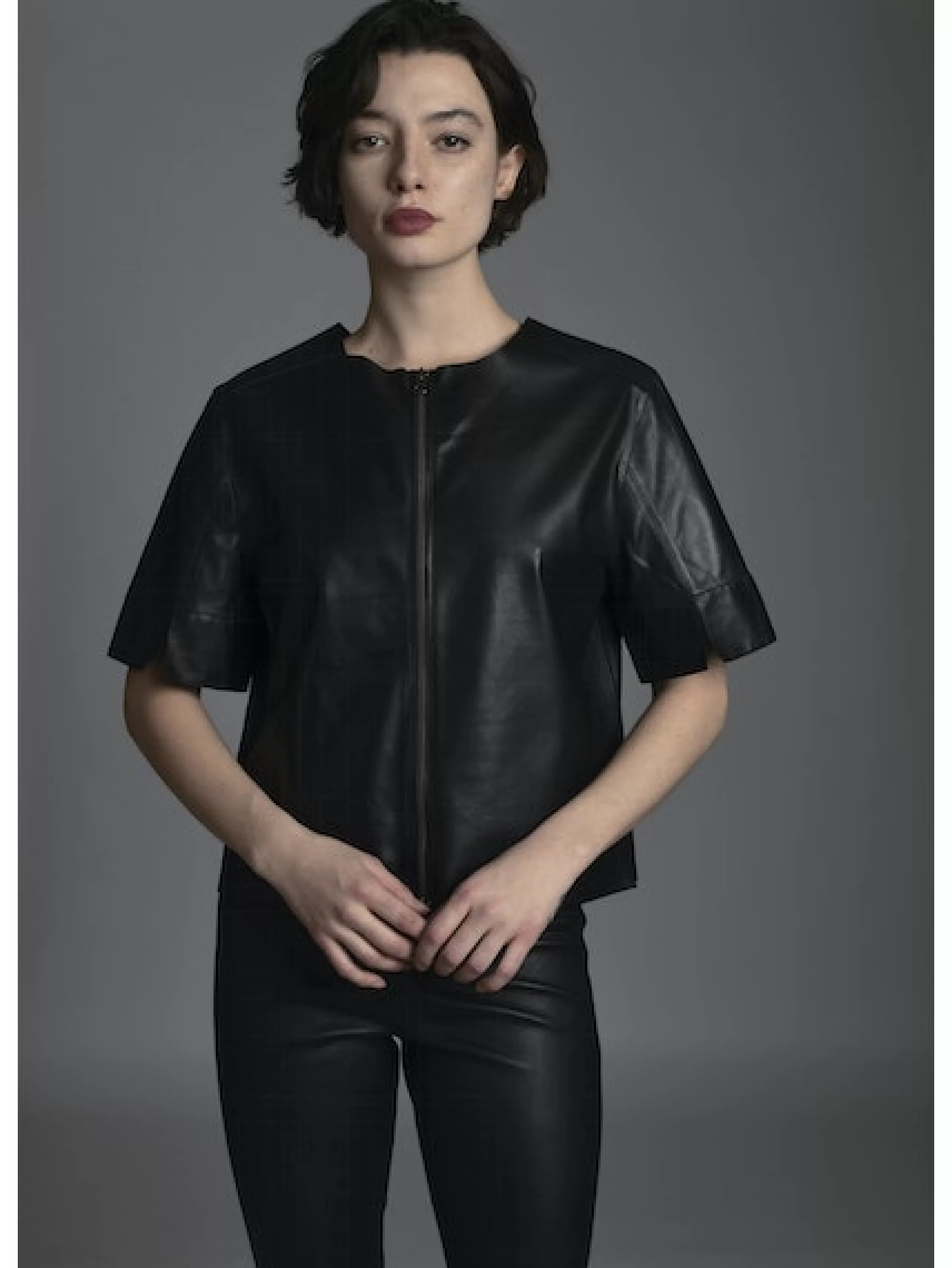 JAKETT Tops^Leather T-Shirt In Black