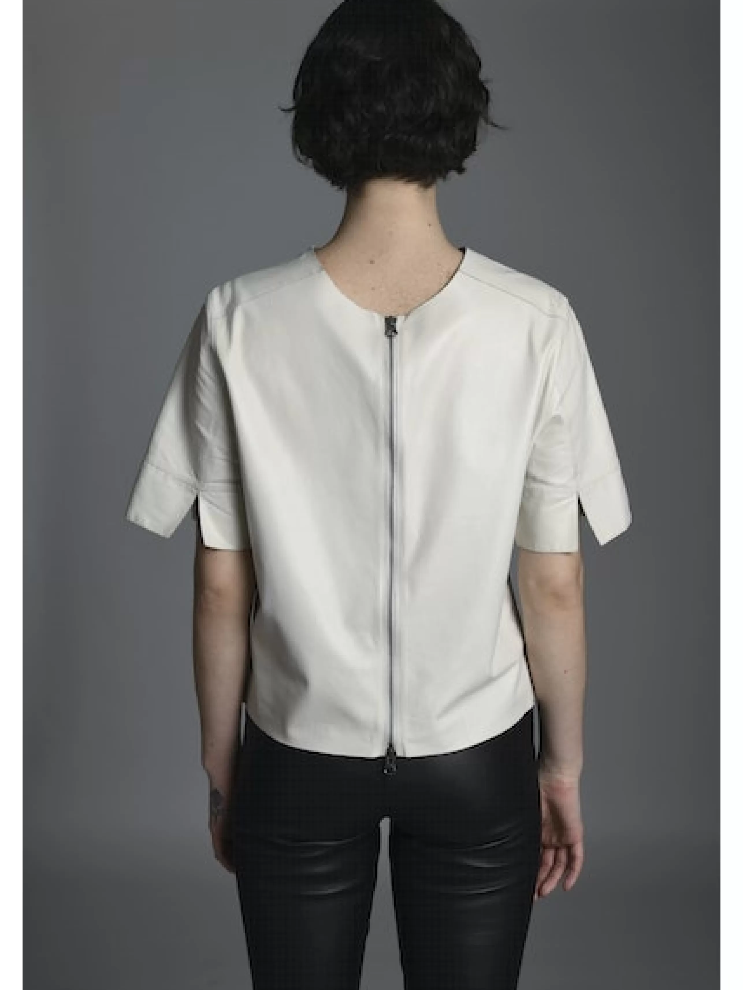 JAKETT Tops^Leather T-Shirt In Off White