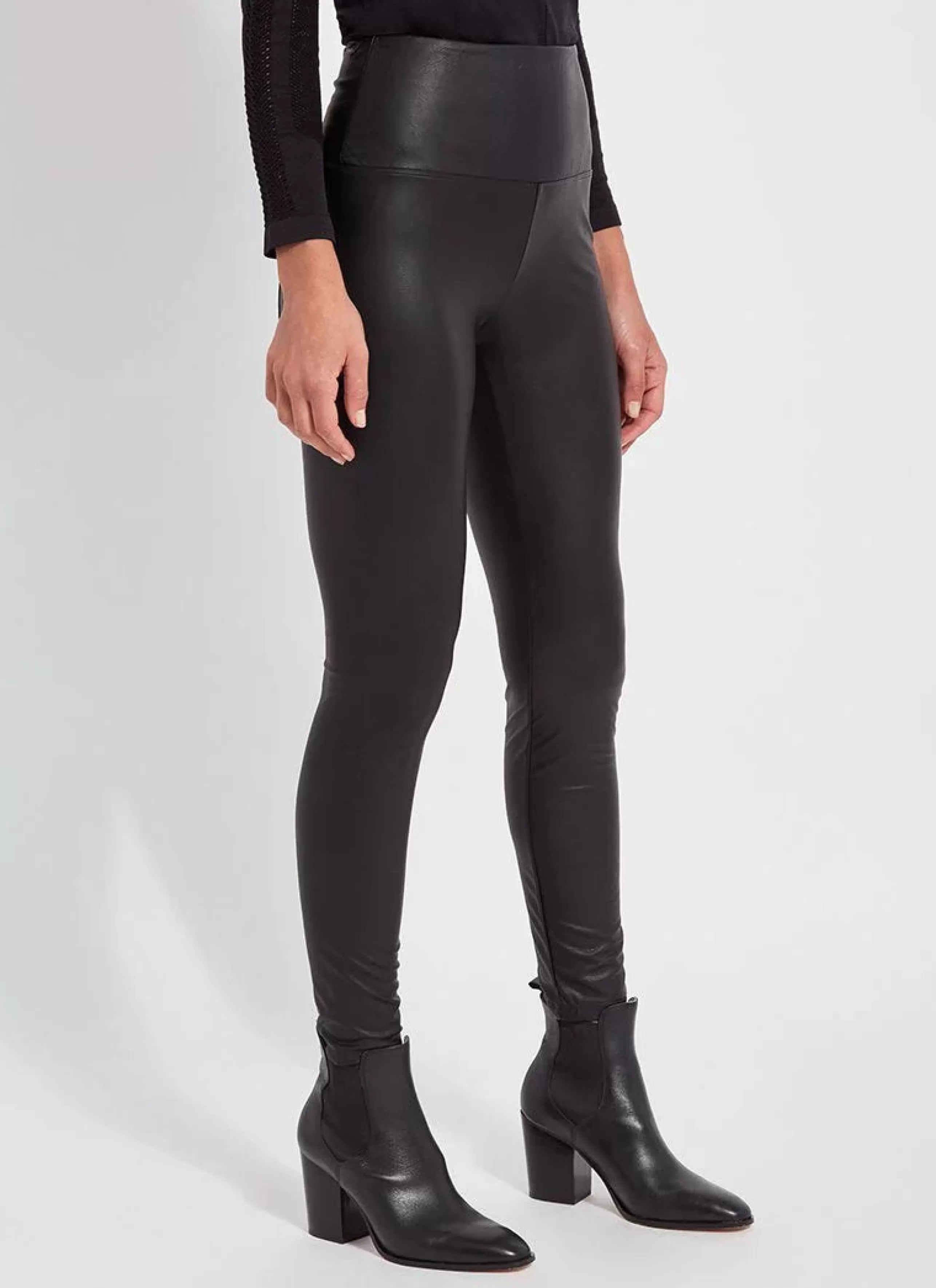 LYSSE Athelisure^Textured Vegan Leather Legging In Black