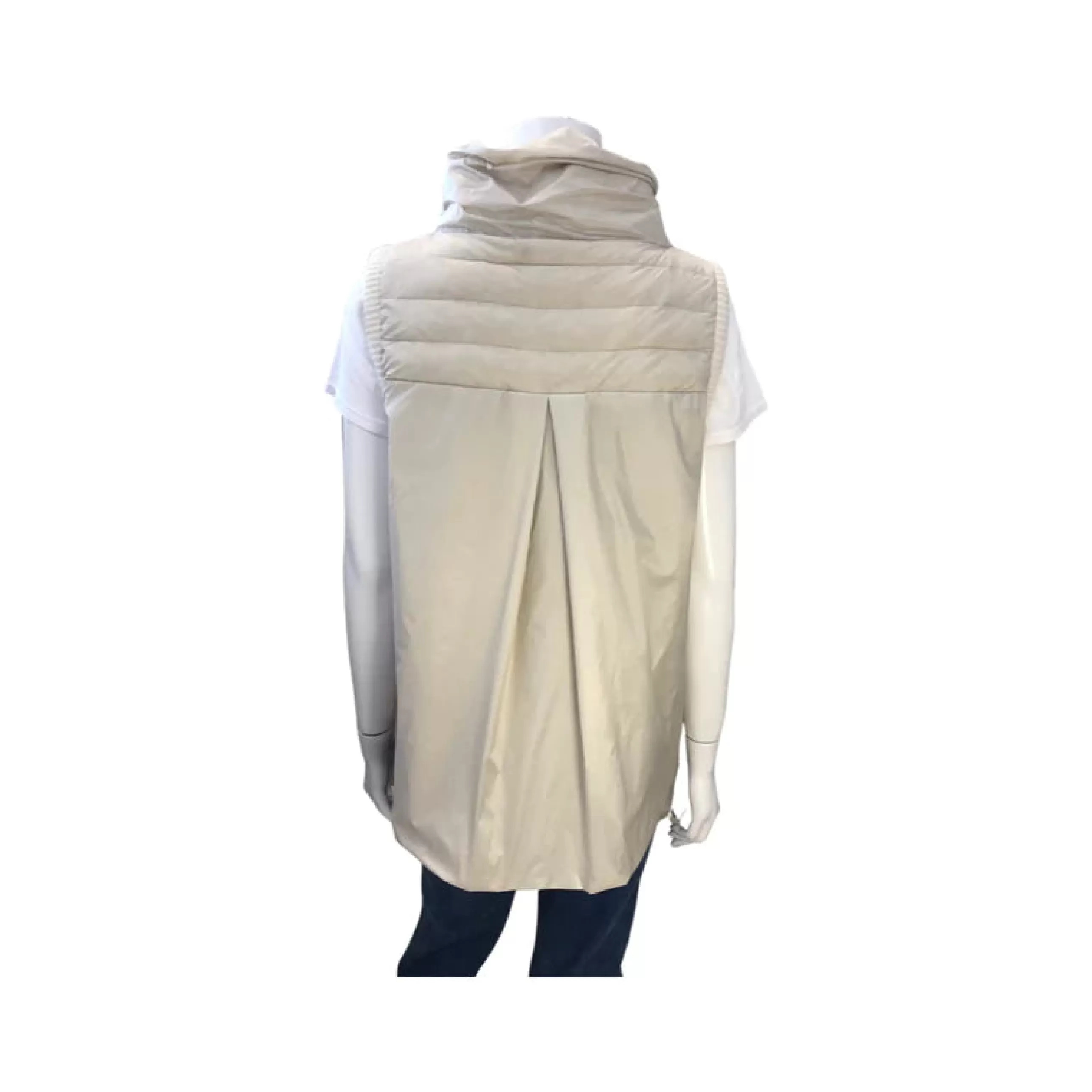 CORTLAND PARK Athelisure^Wynn Gilt Vest In White/Snow